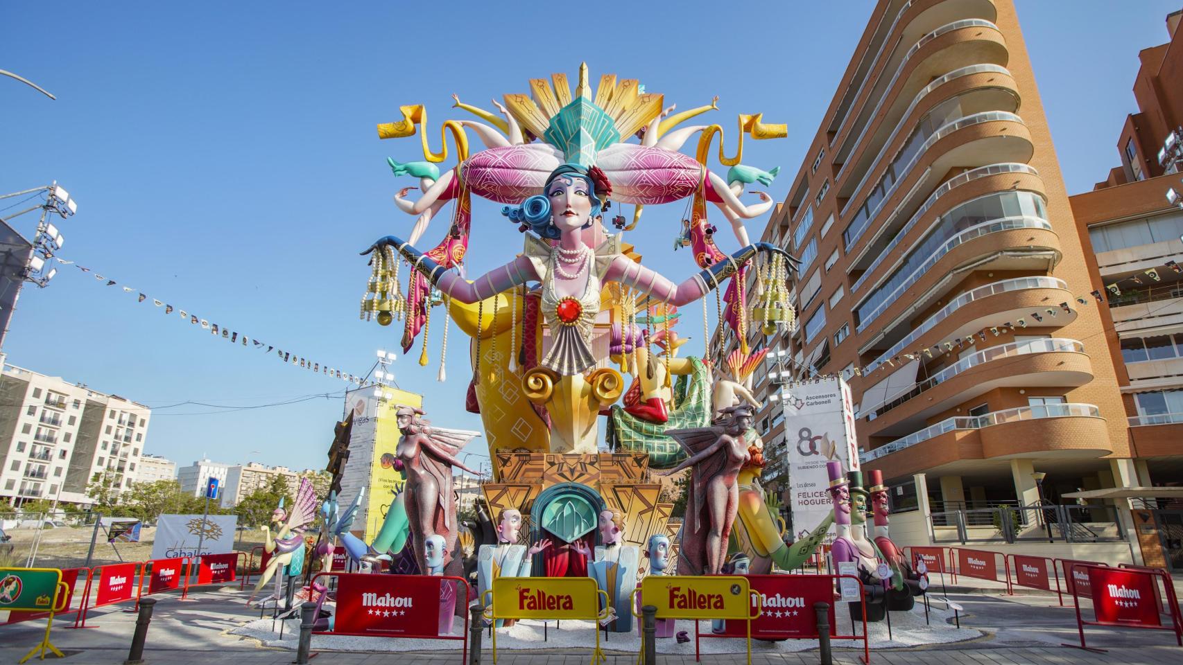 Hoguera Barber Els Antigons 2025.