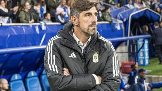 Paunovic durante el partido ante el Racing de Ferrol.