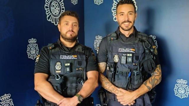 Jonathan y Manrique, agentes de la Policia Nacional.