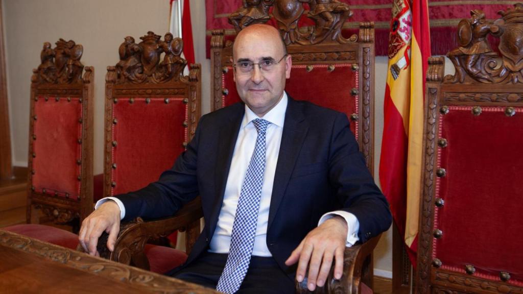 El alcalde de Ágreda (Soria), Jesús Manuel Alonso, durante la entrevista con EL ESPAÑOL.