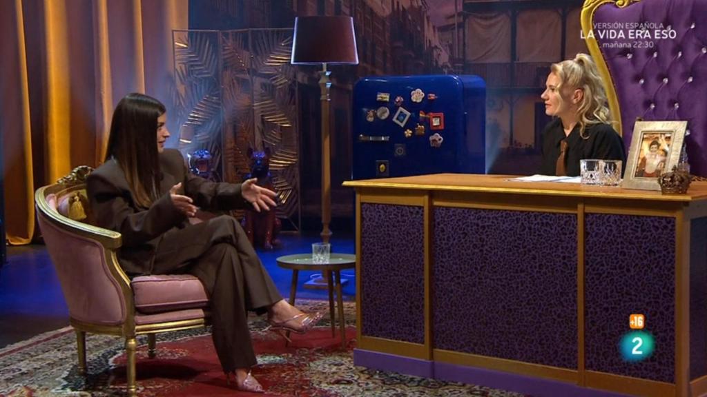 Dulceida y Henar Álvarez en 'Al cielo con ella'.