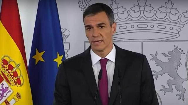 Pedro Sánchez este domingo en una declaración institucional de urgencia en la Moncloa.