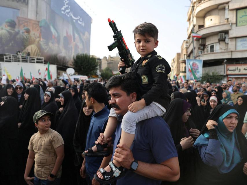 Protesta contra el ataque estadounidense a las instalaciones nucleares de Irán, en Teherán.