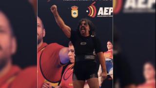 JJ Vaquero celebra el récord de España en peso muerto con 51 años y tras levantar 265,5 kilogramos
