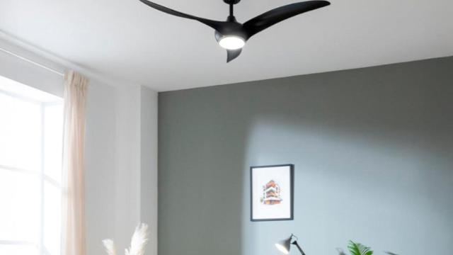Olvídate del calor y de las facturas disparatadas con este ventilador de techo que Cecotec ha rebajado 60 €