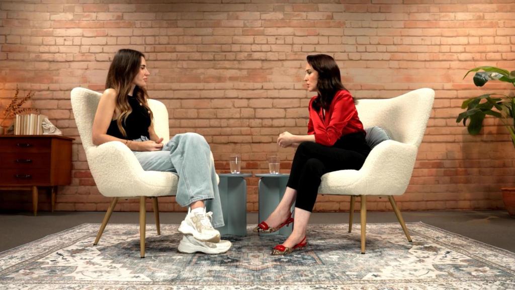 Mina Bonino y Cruz Sánchez de Lara en 'Madres: desde el corazón'.