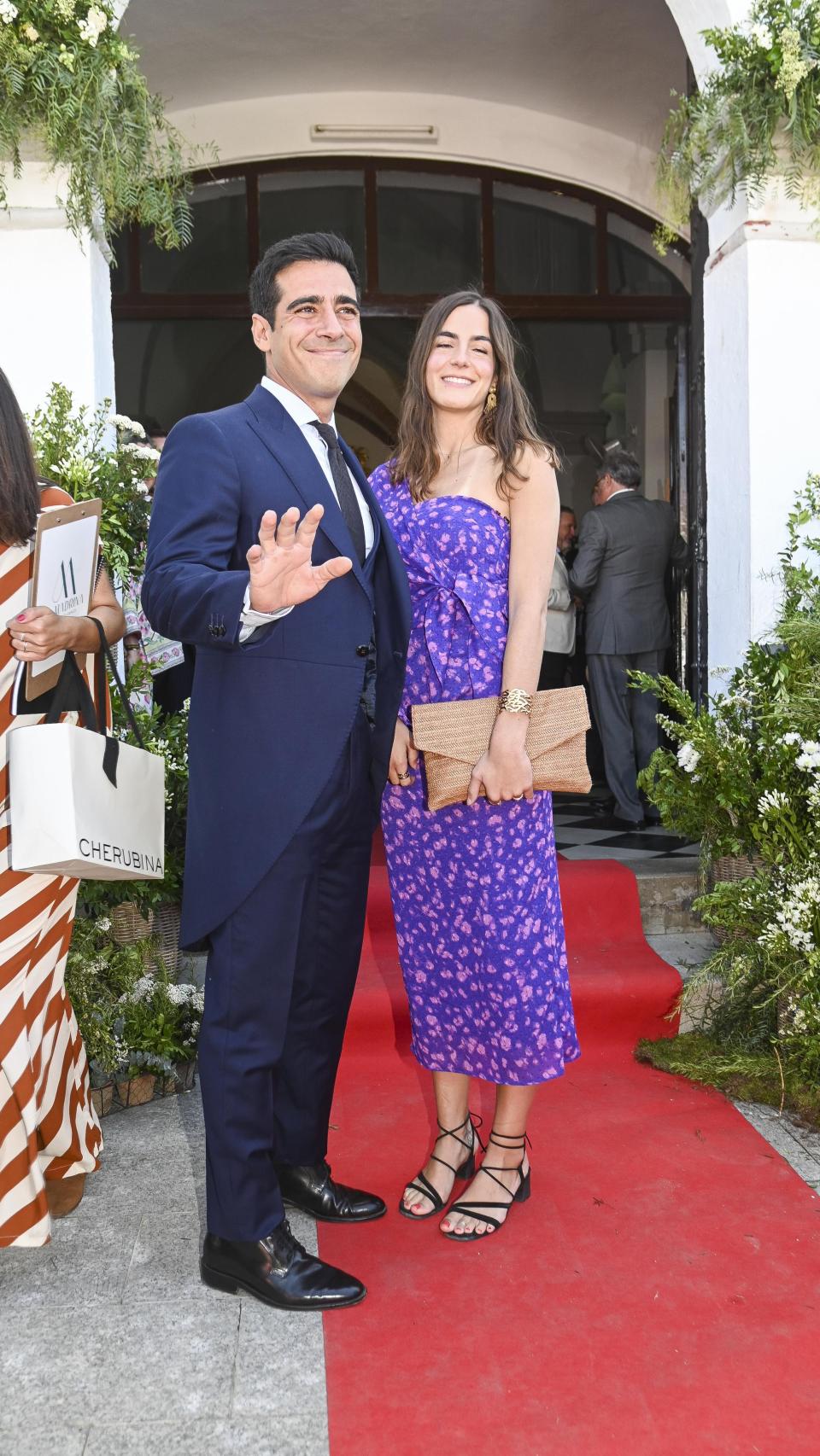 Alberto y Blanca, en una boda reciente.