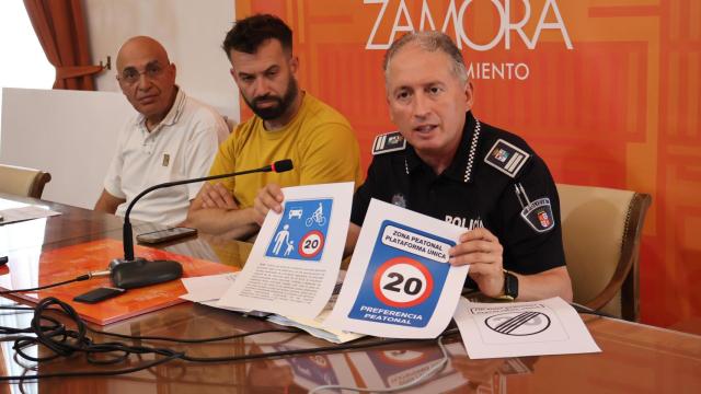 El concejal de Promoción Económica y Protección Ciudadana, David Gago; El concejal de Promoción Económica y Protección Ciudadana, David Gago