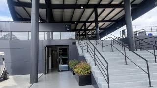 Acceso a las gradas de Abegondo.