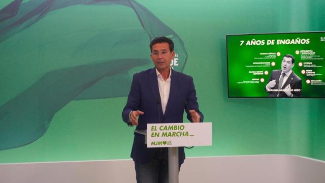 Francisco Cuenca, este lunes en la sede del PSOE de Andalucía.