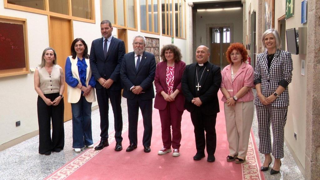 Imagen de los participantes en la reunión.