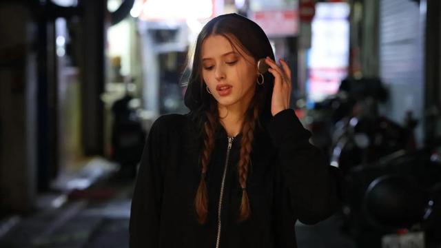 Audífonos de IA IyO