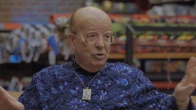 Rappel, último invitado de la temporada de 'Viajando con Chester'.