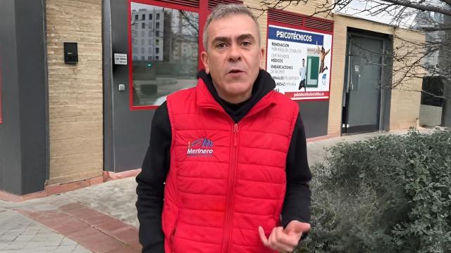 Profesor de la autoescuela Merino.