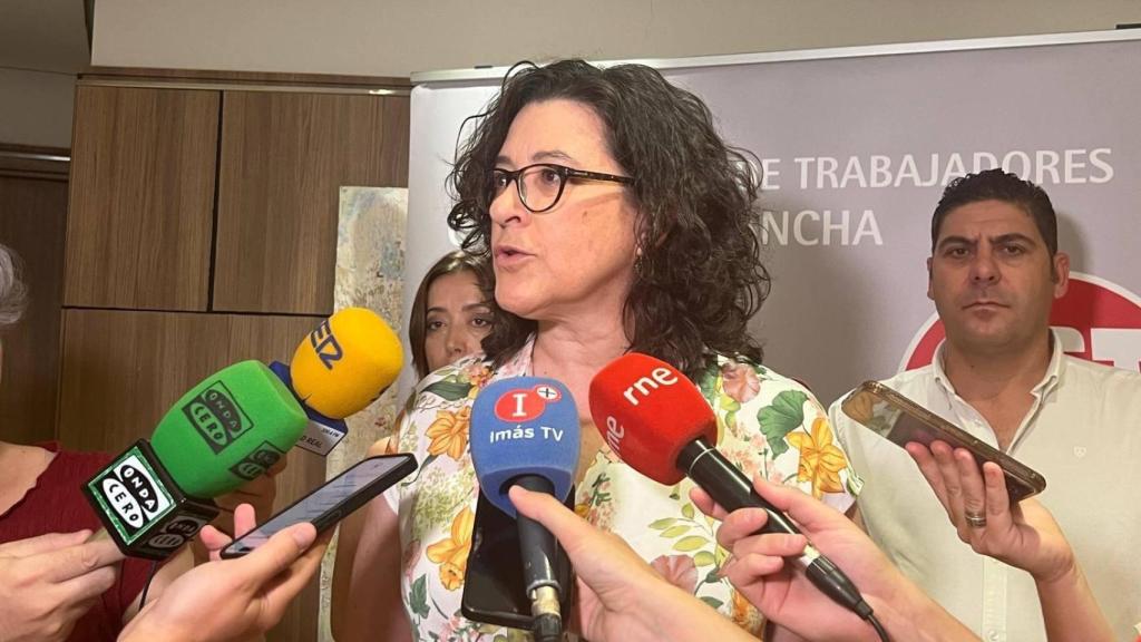 Lola Alcónez, secretaria general de UGT en Castilla-La Mancha, este martes en Ciudad Real.