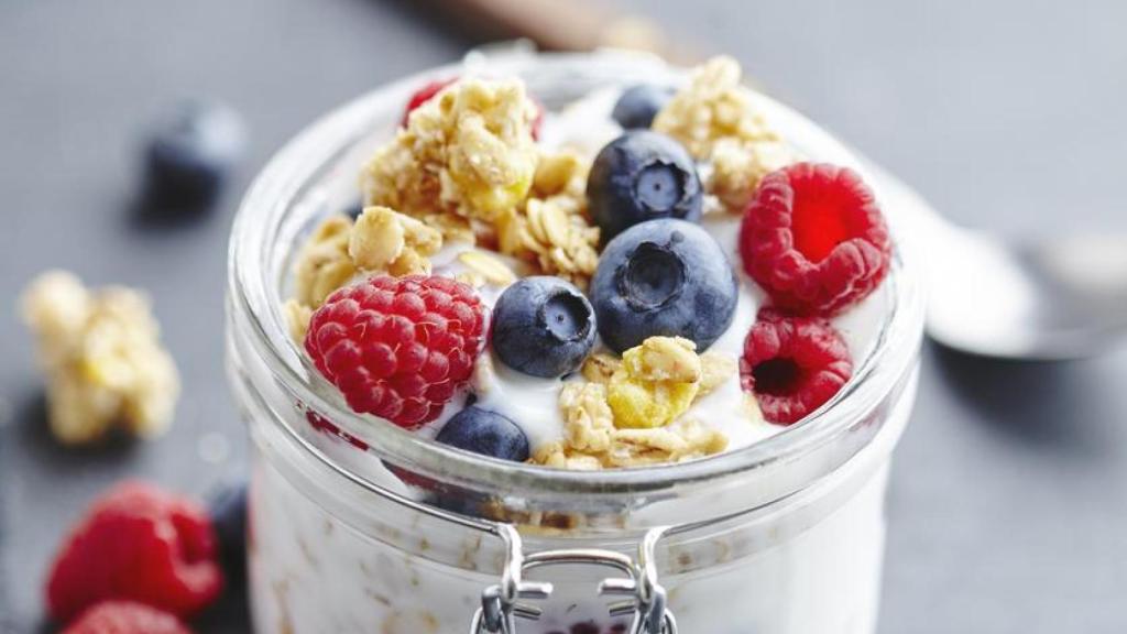 Kéfir con frutos rojos.