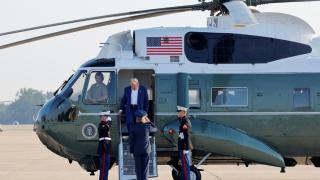 El presidente de Estados Unidos, Donald Trump, en el momento de emprender viaje a la cumbre de La Haya