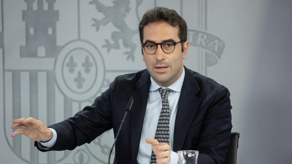 Carlos Cuerpo, ministro de Economía, durante la rueda de prensa posterior al Consejo de Ministros del martes.