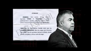 Fotomontaje con el rostro de Santos Cerdán y un extracto del contrato.