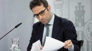 Carlos Cuerpo, ministro de Economía, durante la rueda de prensa del Consejo de Ministros.