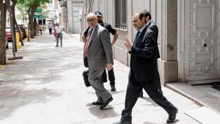Former Minister of Transport José Luis Abalos (D) leaves to testify at the Supreme Court, on June 23, 2025, in Madrid (Spain).