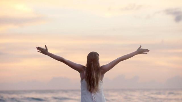 Este es el suplemento que te ayuda a dormir mejor, reduce el estrés y mejora tu estado de ánimo