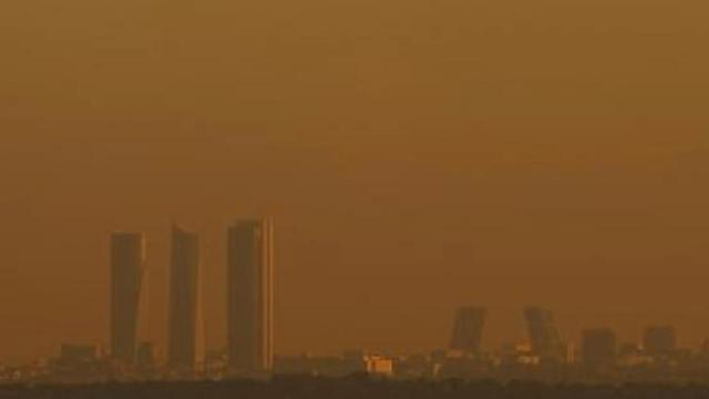 Madrid cubierto bajo una capa de aire africano.