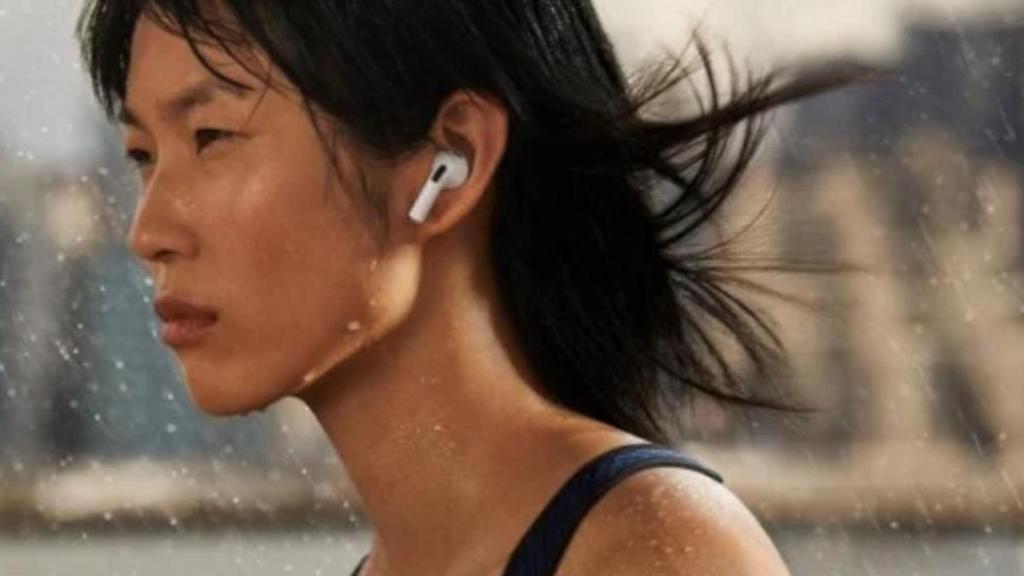 Desde que los tiene va por toda la casa con ellos puestos: Los AirPods 3 hunden su precio con un descuento del 30%