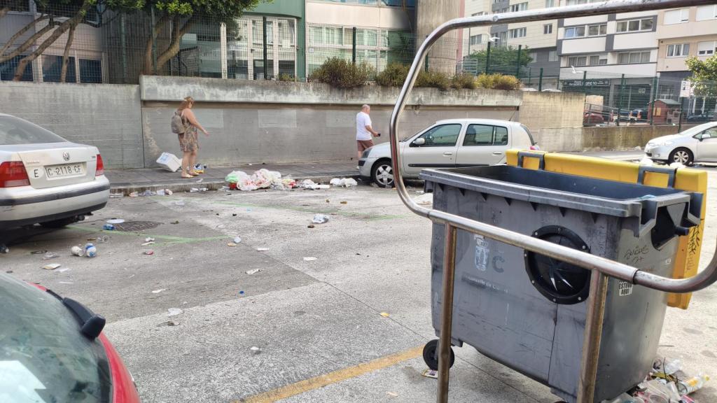 Basura en A Coruña por San Juan