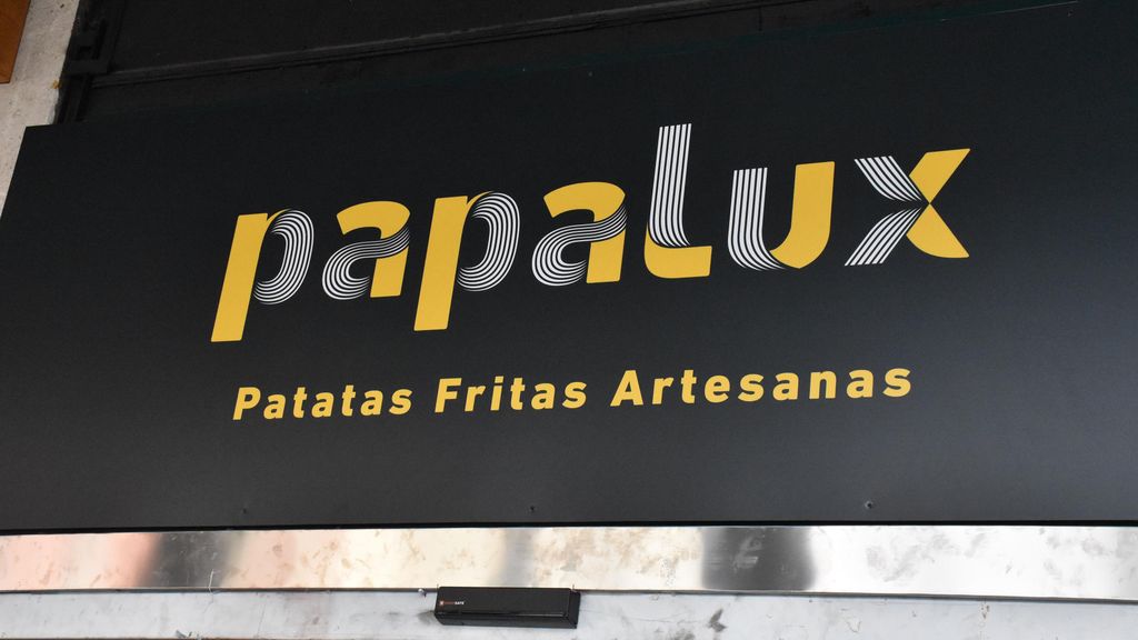 Imagen del cartel de Papalux