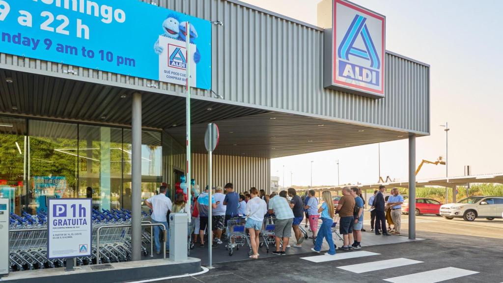 Exterior del supermercado ALDI en Vélez Málaga.