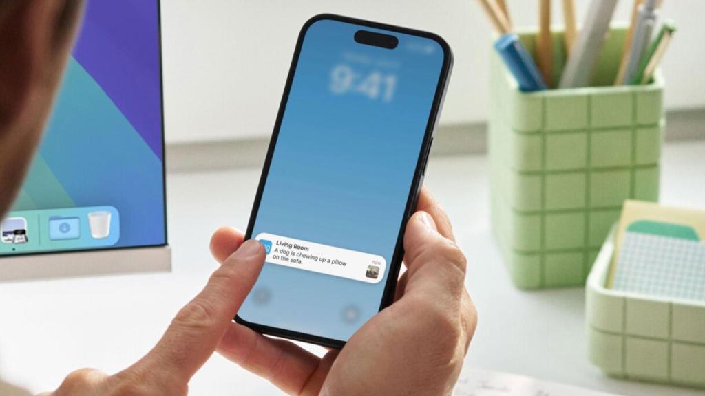 iPhone con el sistema de descripciones de IA.