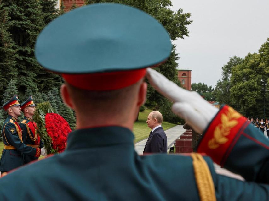 Vladímir Putin celebra la victoria soviética en la II Guerra Mundial.