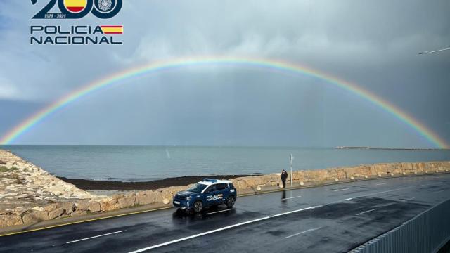 La policía nacional de Dénia.