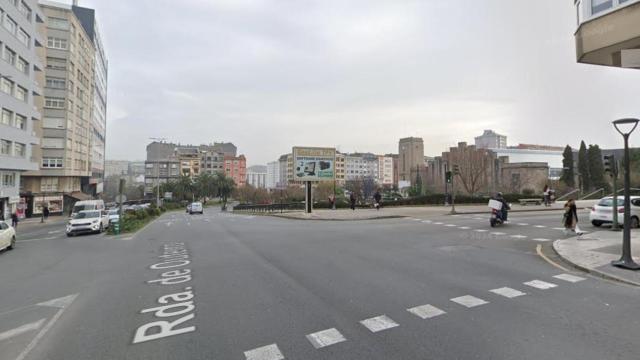 Imagen de archivo del cruce entre ronda de Outeiro y la avenida da Sardiñeira en A Coruña.