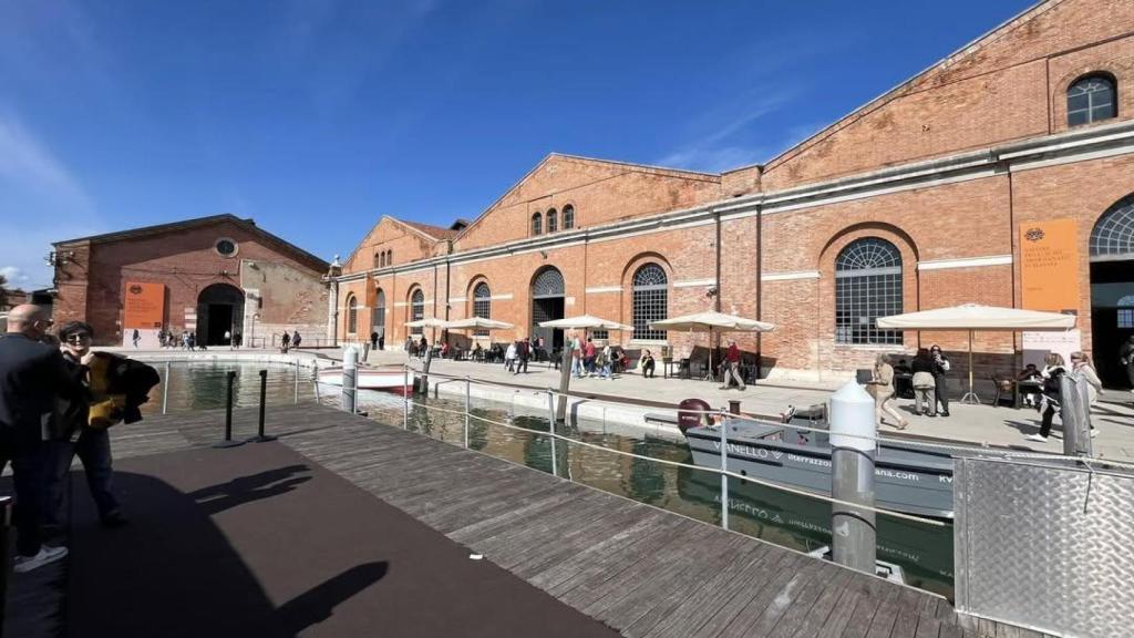 El acceso al Arsenale de Venecia es casi imposible si no se tienen los permisos necesarios.