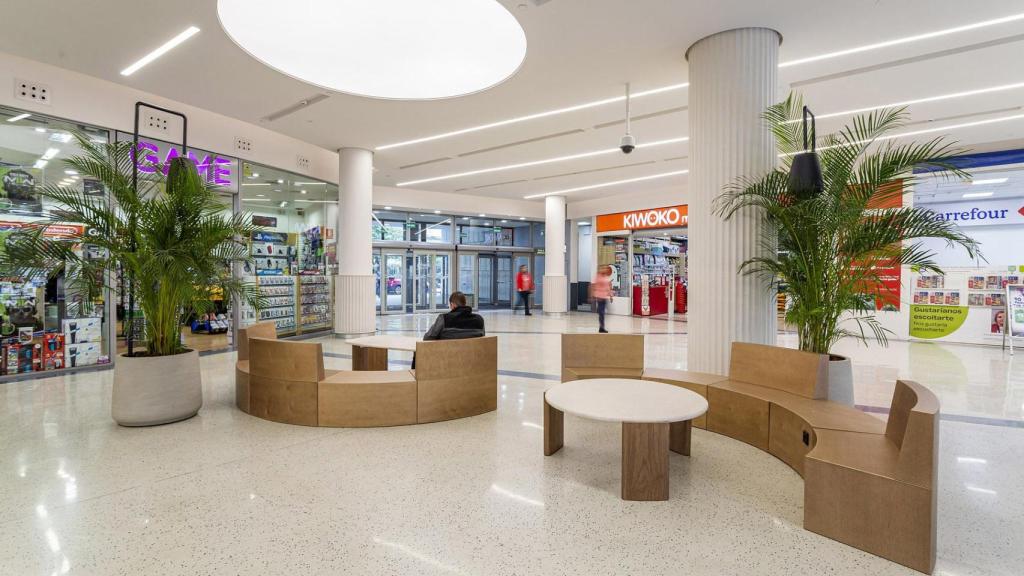 Interior del Centro Comercial Gran Vía