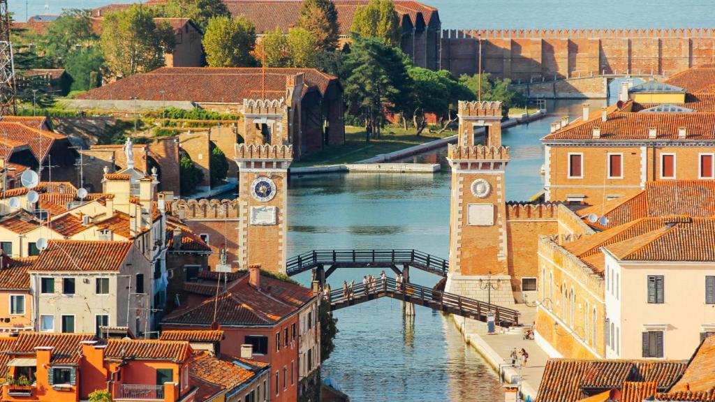 Imagen del Arsenale de Venecia, donde Jeff Bezos y Lauren Sánchez se darán el 'sí, quiero'.