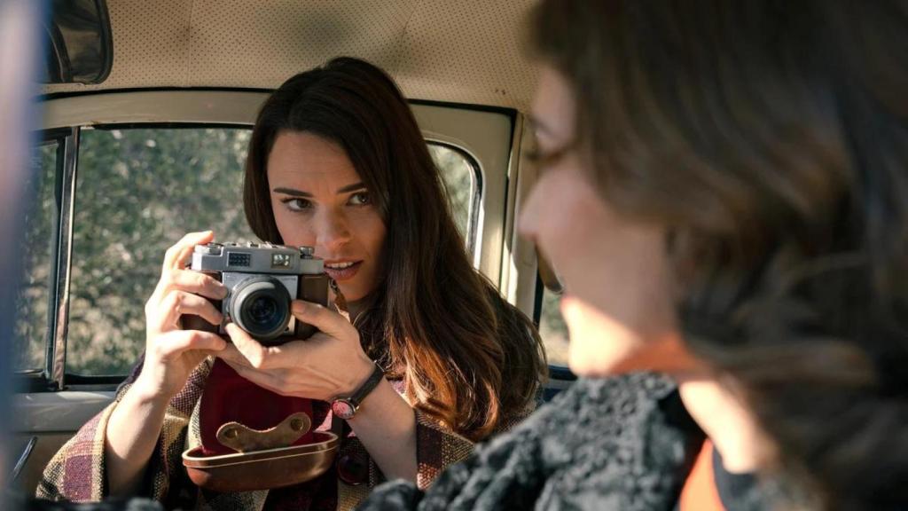 Alba Brunet y Marta Belmonte en un fotograma del episodio 318 de 'Sueños de libertad'.