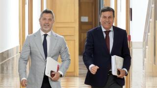 El consejero de Economía y Hacienda y portavoz de la Junta, Carlos Fernández Carriedo, comparece en rueda de prensa posterior al Consejo de Gobierno