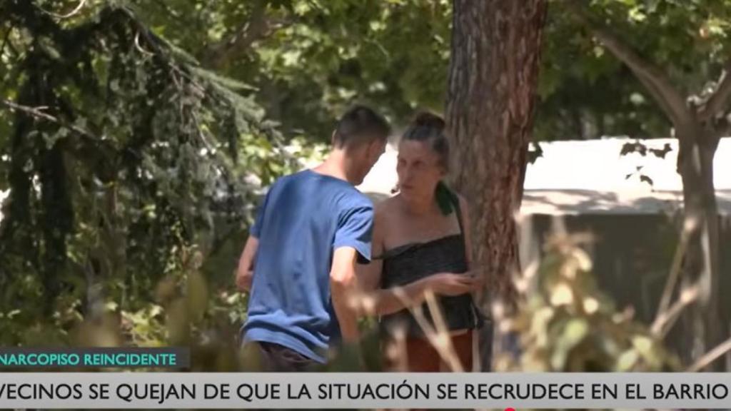 Los toxicómanos han vuelto al barrio.