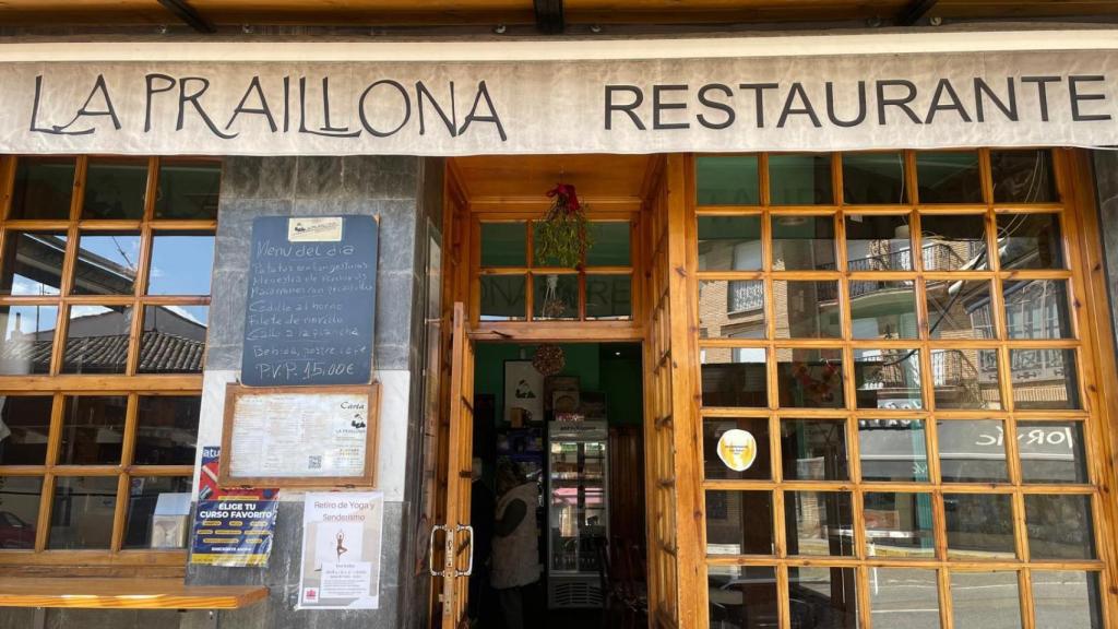 La fachada del Restaurante La Praiollona