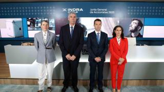 De izquierda a derecha: Ana María Sala, Ángel Escribano, José Vicente de los Mozos y Virginia Arce, en la junta general de accionistas de 2025.