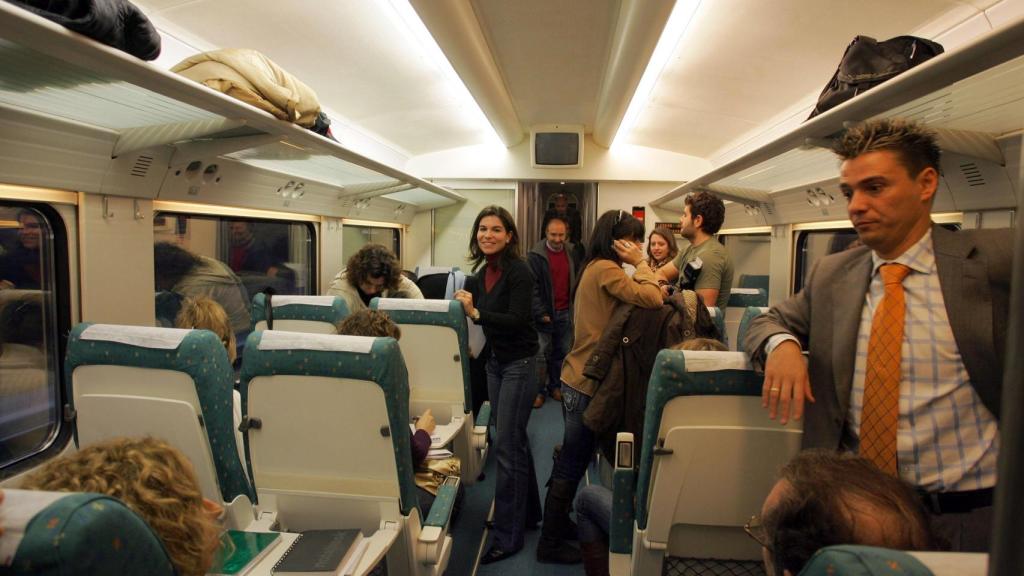 Interior de un tren Avant