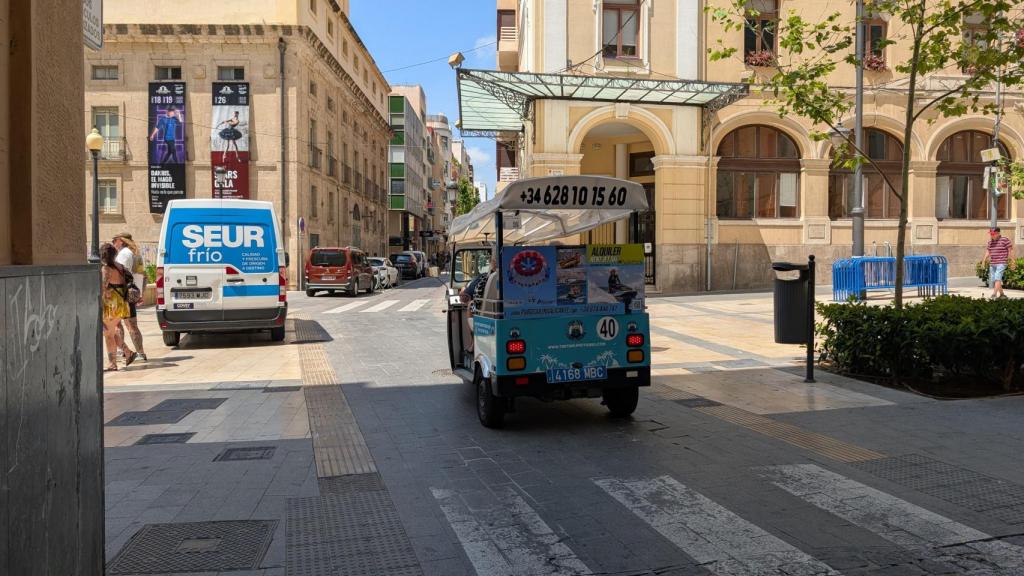 Otra de las empresas de tuc tucs en Alicante.