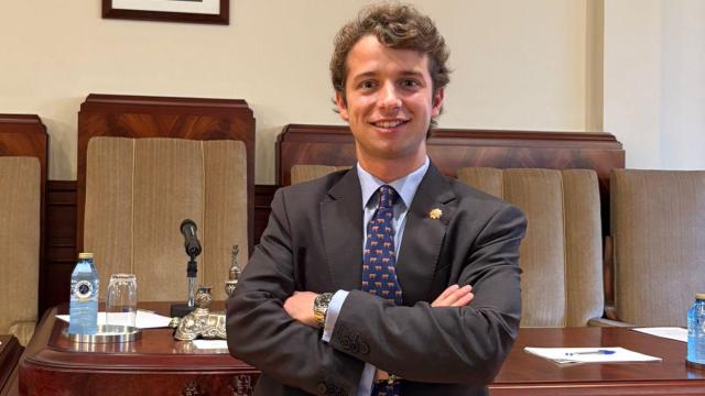 Fernando Frías, el notario más joven de España con 24 años.