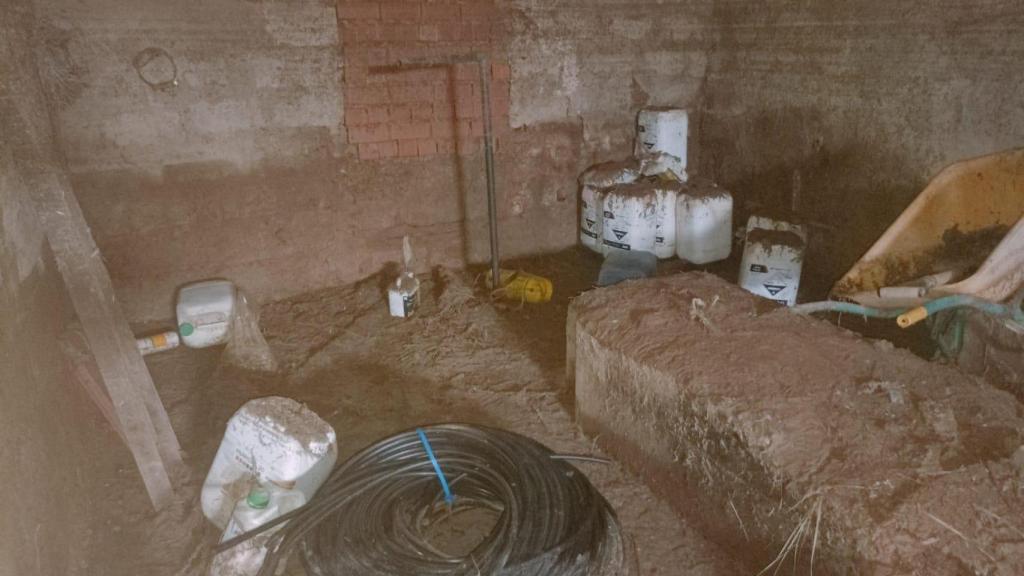 Caseta de campo arrasada por la tormenta