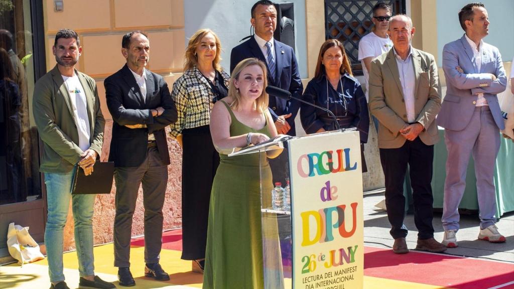 El PP y Ens Uneix, durante el acto de este jueves. Diputació de Valencia