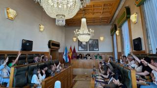 Pleno municipal de Santiago, celebrado este jueves.