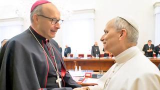 Satué con el papa León XIV.